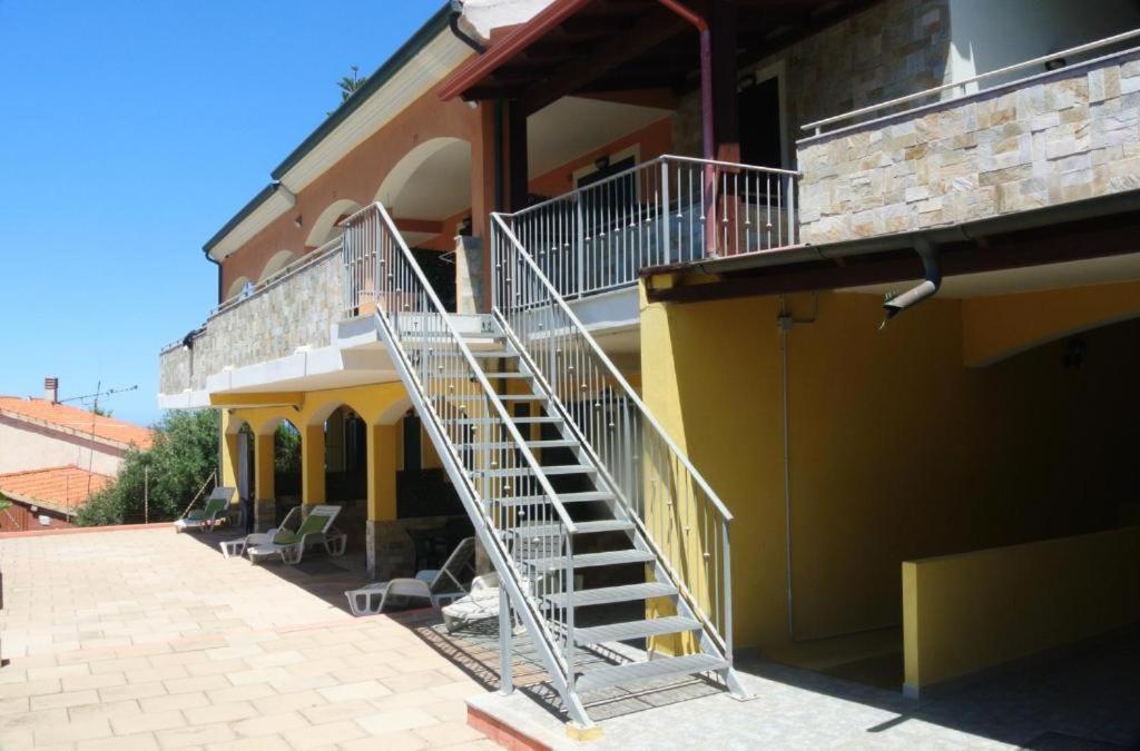 Gli Appartamenti Sul Mare Valledoria (Sardinia) Exterior foto